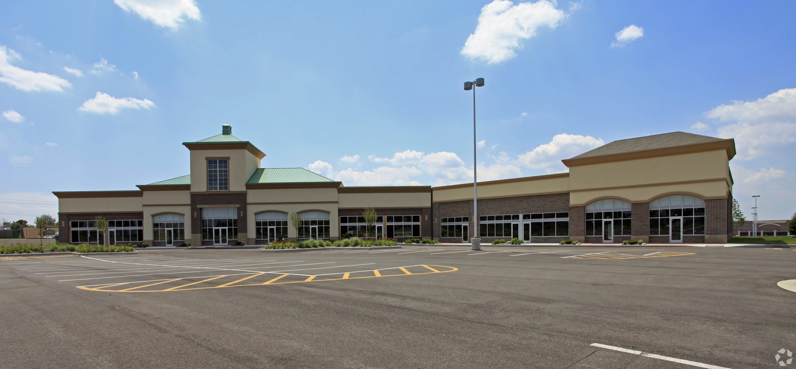 414440 Northfield Road, Bedford, Ohio Commercial Property for Lease